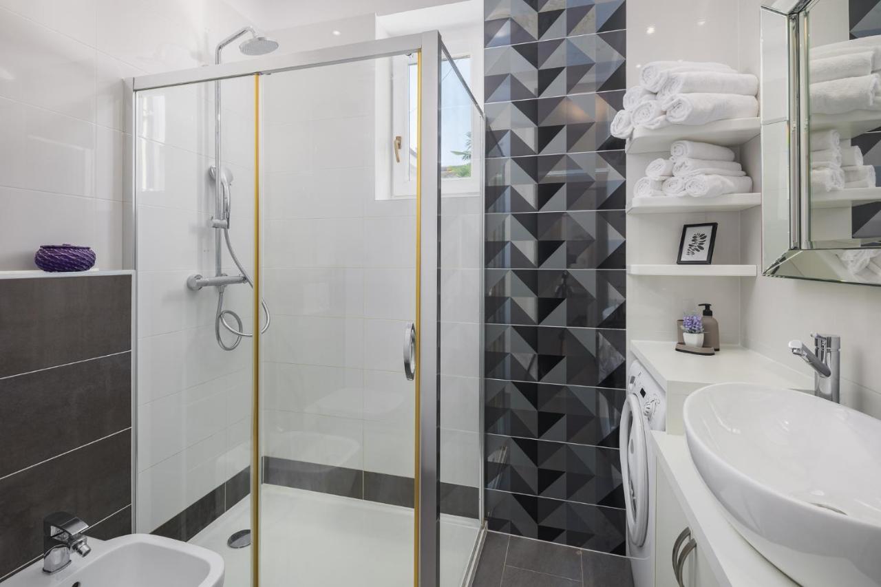Apartment Adria Premium Porec Bagian luar foto
