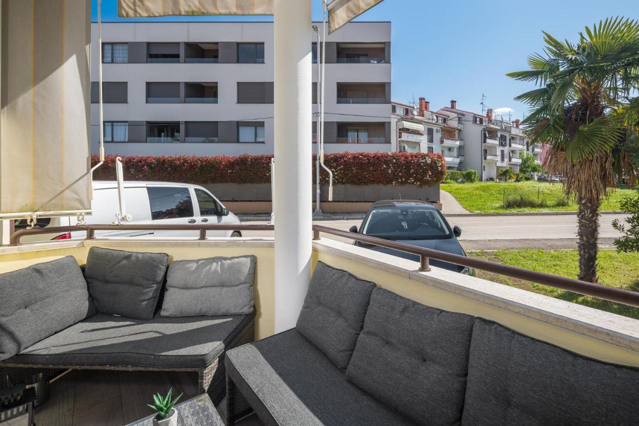 Apartment Adria Premium Porec Bagian luar foto
