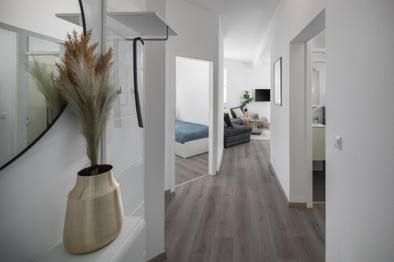 Apartment Adria Premium Porec Bagian luar foto